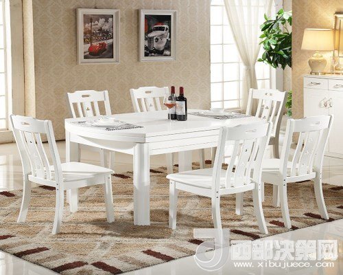 喜歡白色餐桌 但椅子該如何搭配？