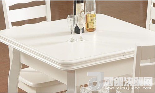 喜歡白色餐桌 但椅子該如何搭配？