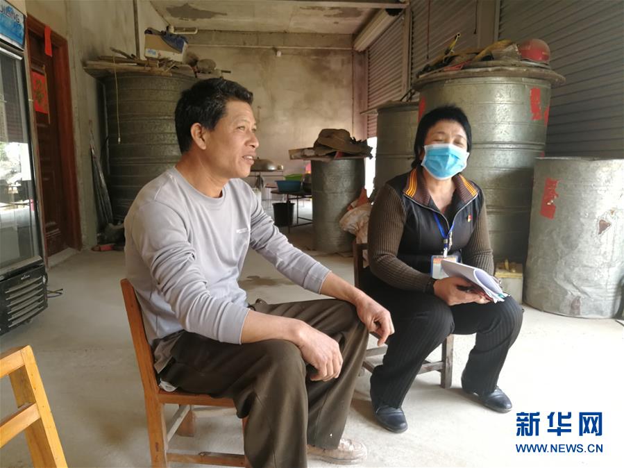 （決戰(zhàn)決勝脫貧攻堅·圖文互動）（3）另一種“逆行”——廣西5300余名駐村第一書記提前返崗投身“兩線作戰(zhàn)”