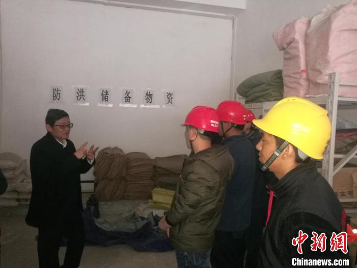 圖為西藏自治區(qū)應(yīng)急管理廳儲(chǔ)備的防洪救災(zāi)物資(資料圖)。西藏自治區(qū)應(yīng)急管理廳 供圖