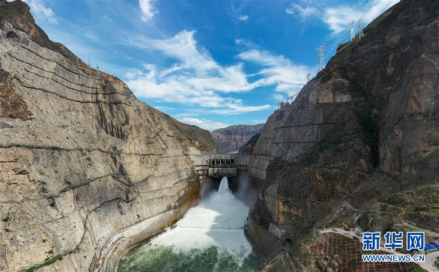 （新華全媒頭條·走向我們的小康生活·圖文互動）（10）綠染云嶺小康路——生態(tài)文明建設(shè)的云南實(shí)踐