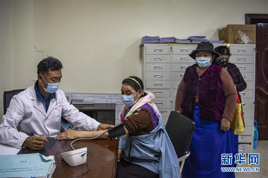 （新華全媒頭條·走向我們的小康生活·圖文互動）（6）扎西德勒，我們的新家園——西藏易地扶貧搬遷搬出幸福美好新生活